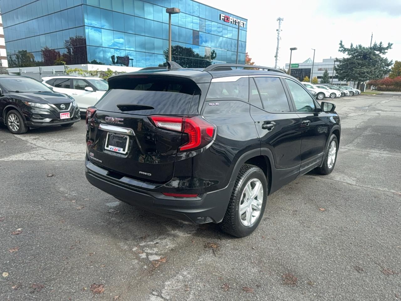 2024 GMC Terrain SLE