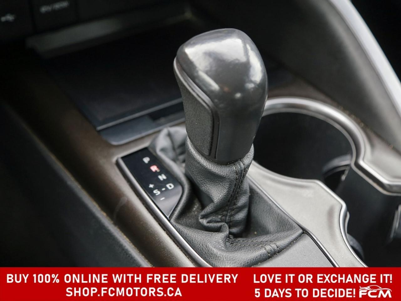 2021 Toyota Camry SE | FULLY CERTIFIED WITH WARRANTY Photo