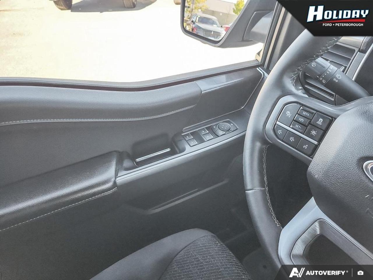 2023 Ford F-150 XLT Photo
