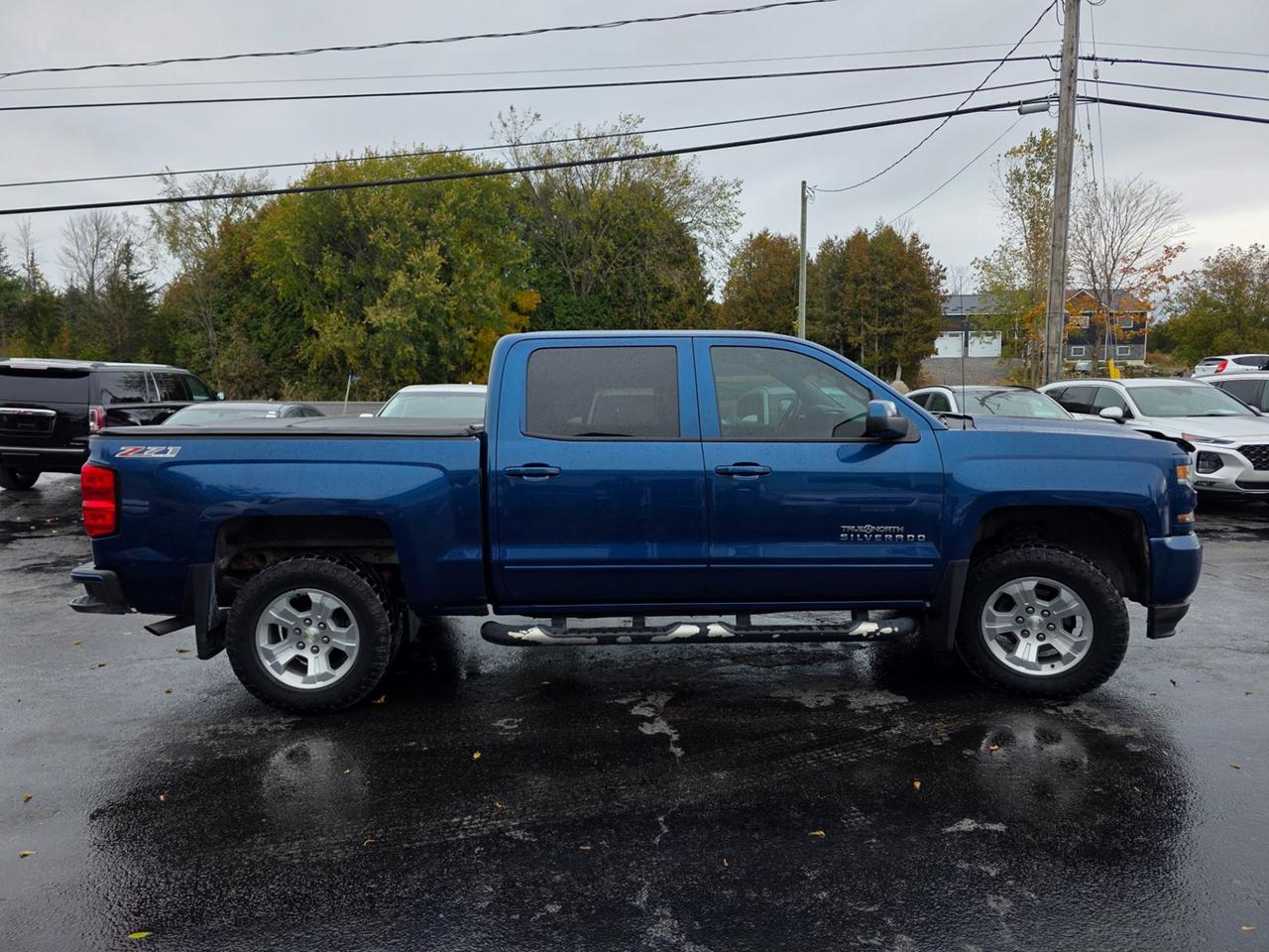 2017 Chevrolet Silverado 1500 LT Photo