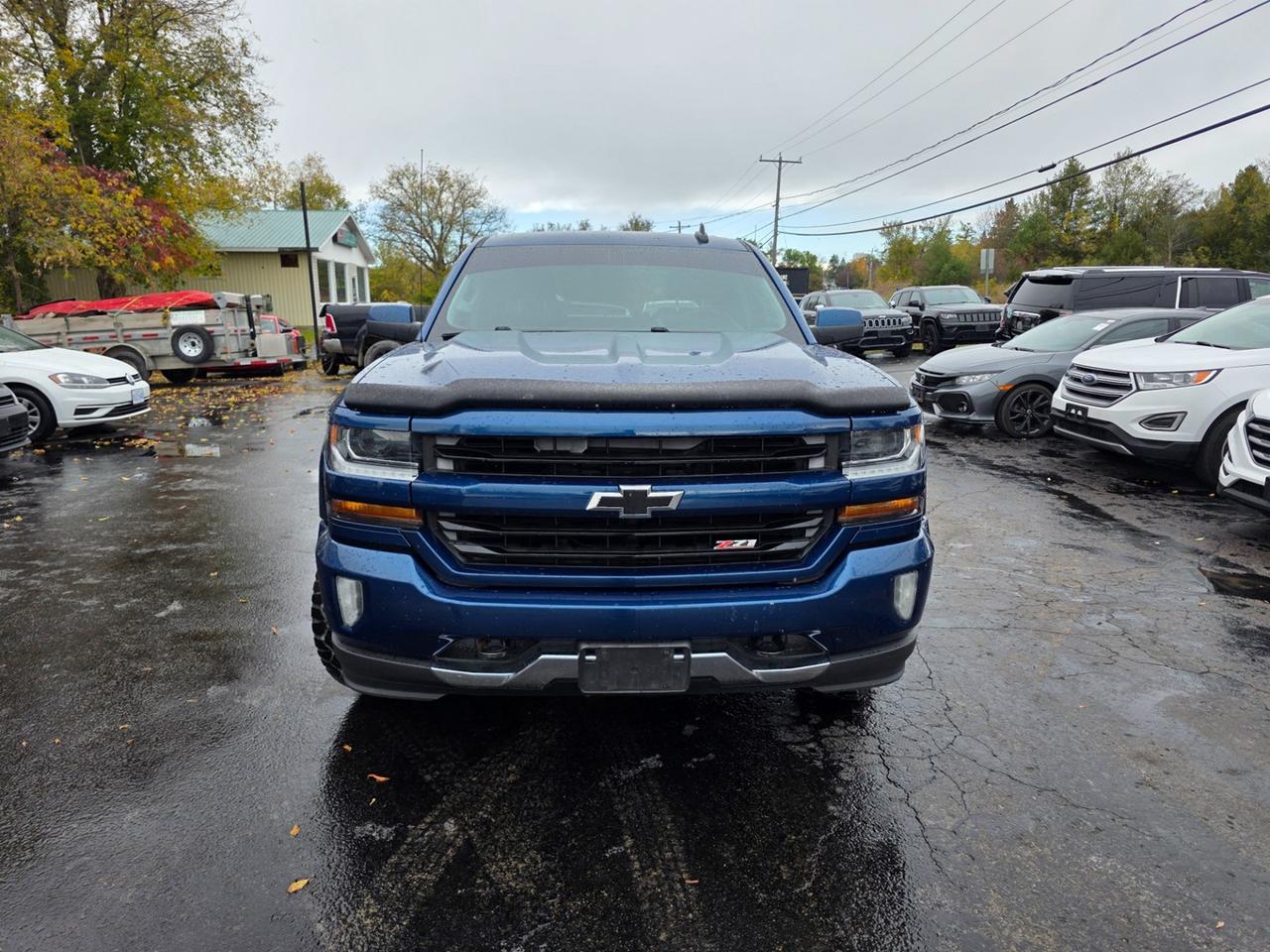 2017 Chevrolet Silverado 1500 LT Photo