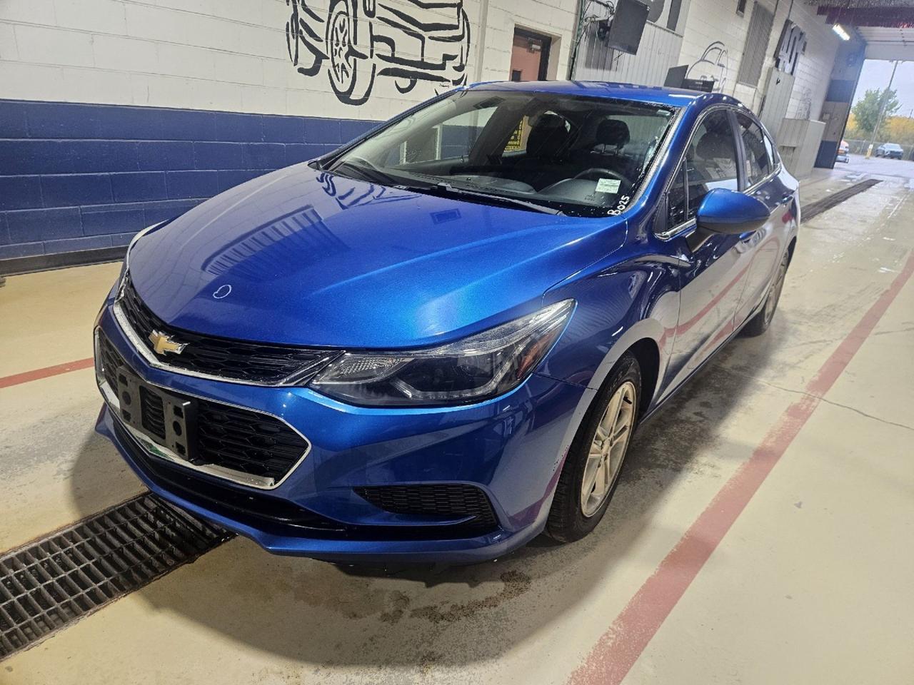 2018 Chevrolet Cruze LT Photo