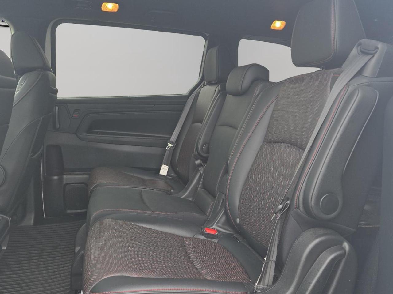 2023 Honda Odyssey Black Edition Photo
