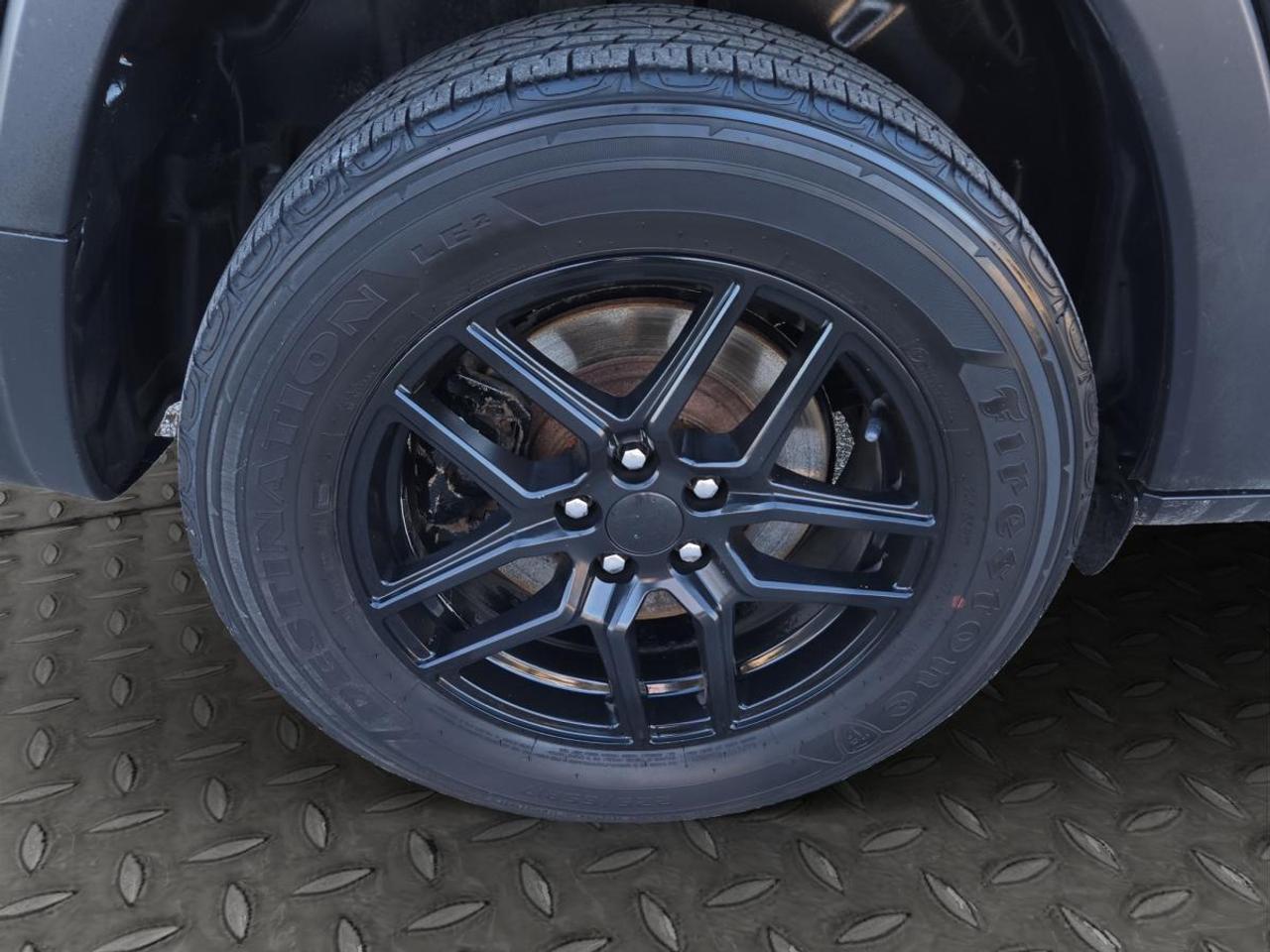 2019 Jeep Cherokee North Photo