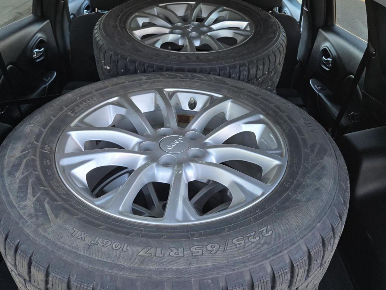 2019 Jeep Cherokee North Photo