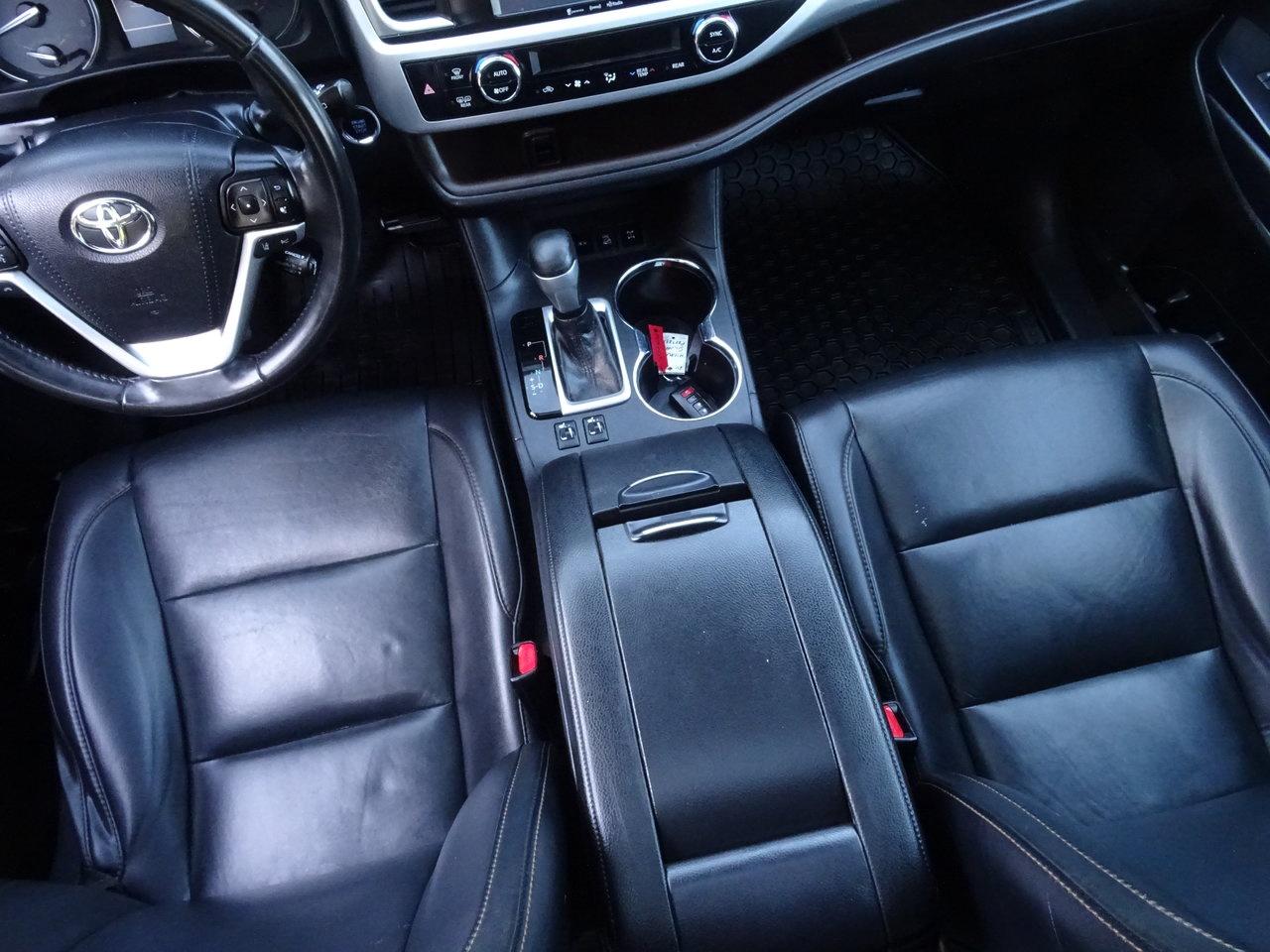 2019 Toyota Highlander XLE Photo