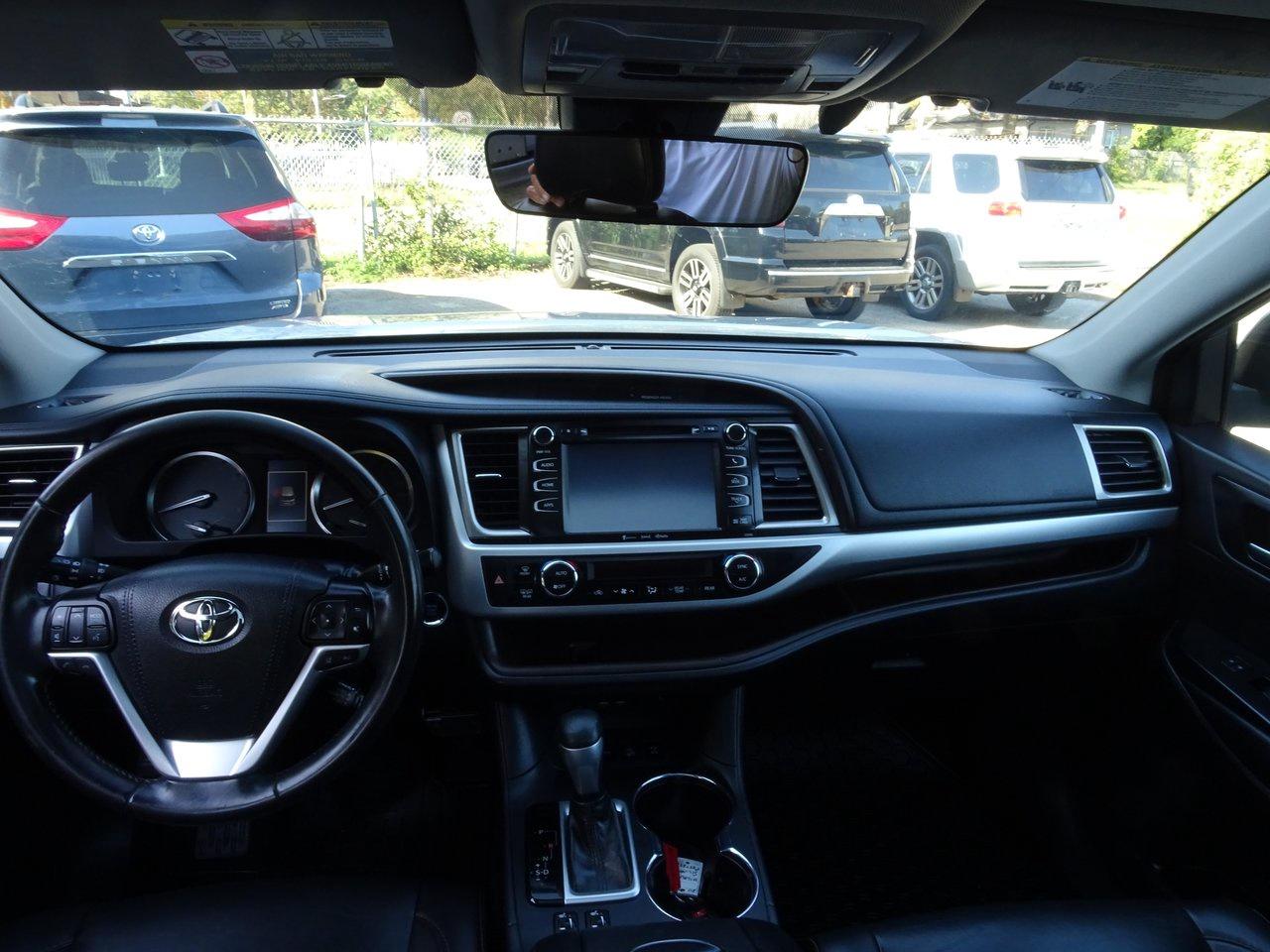 2019 Toyota Highlander XLE Photo