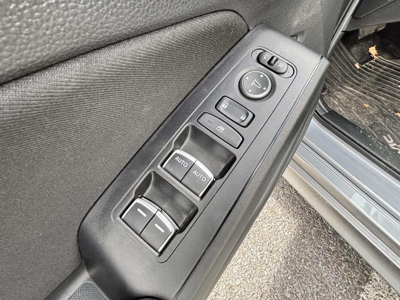 2022 Honda Civic Sedan EX Photo