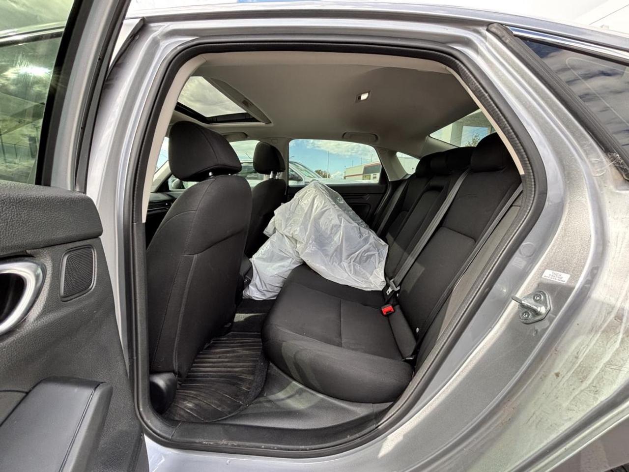 2022 Honda Civic Sedan EX Photo