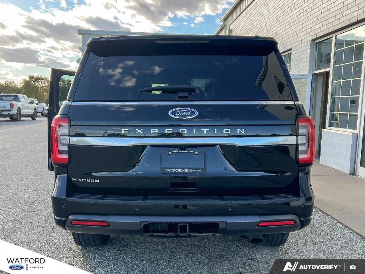 2024 Ford Expedition Platinum 4x4 Photo