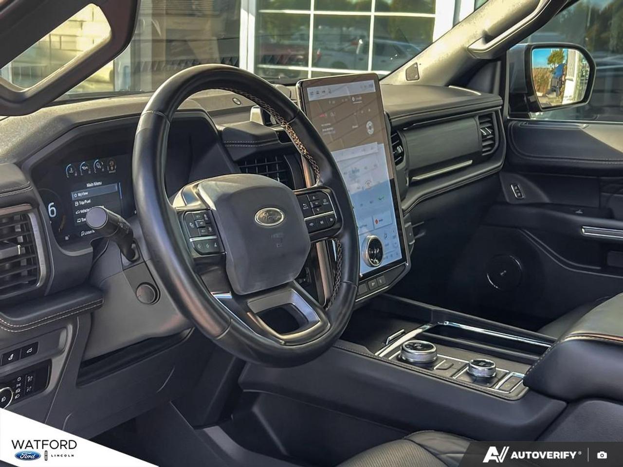 2024 Ford Expedition Platinum 4x4 Photo