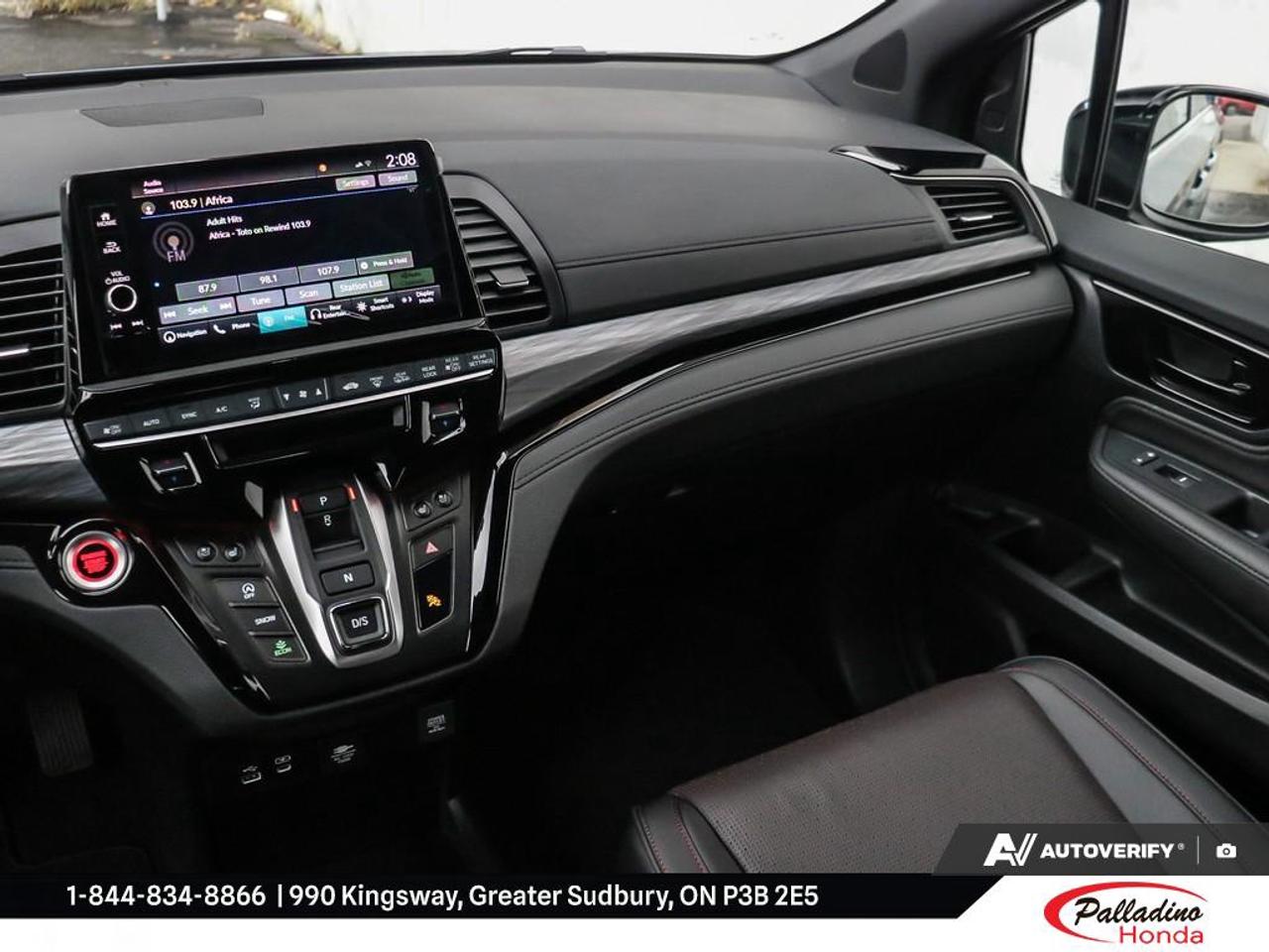 2027 Honda Odyssey Black Edition Photo