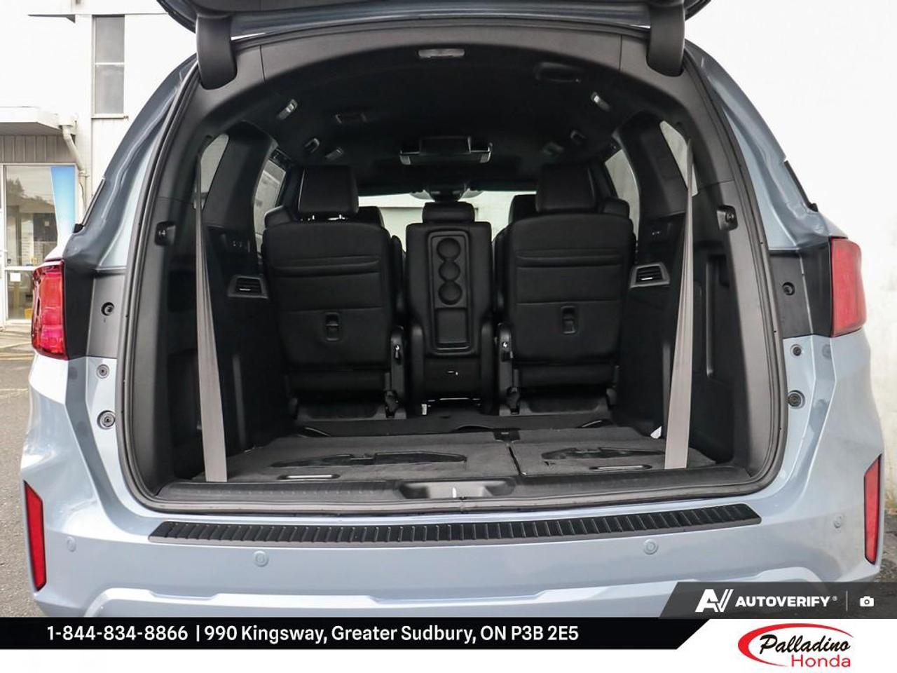 2027 Honda Odyssey Black Edition Photo