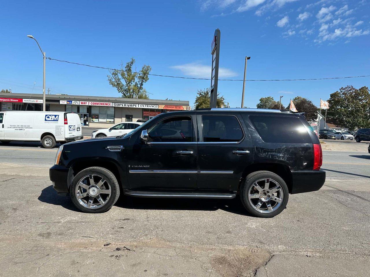 2007 Cadillac Escalade SAFETY INCLUDED Photo