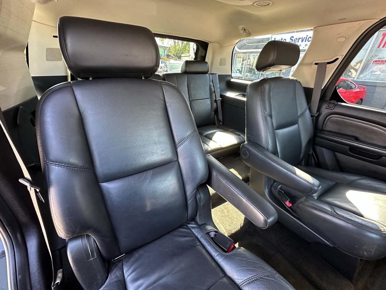 2007 Cadillac Escalade SAFETY INCLUDED - Photo #14