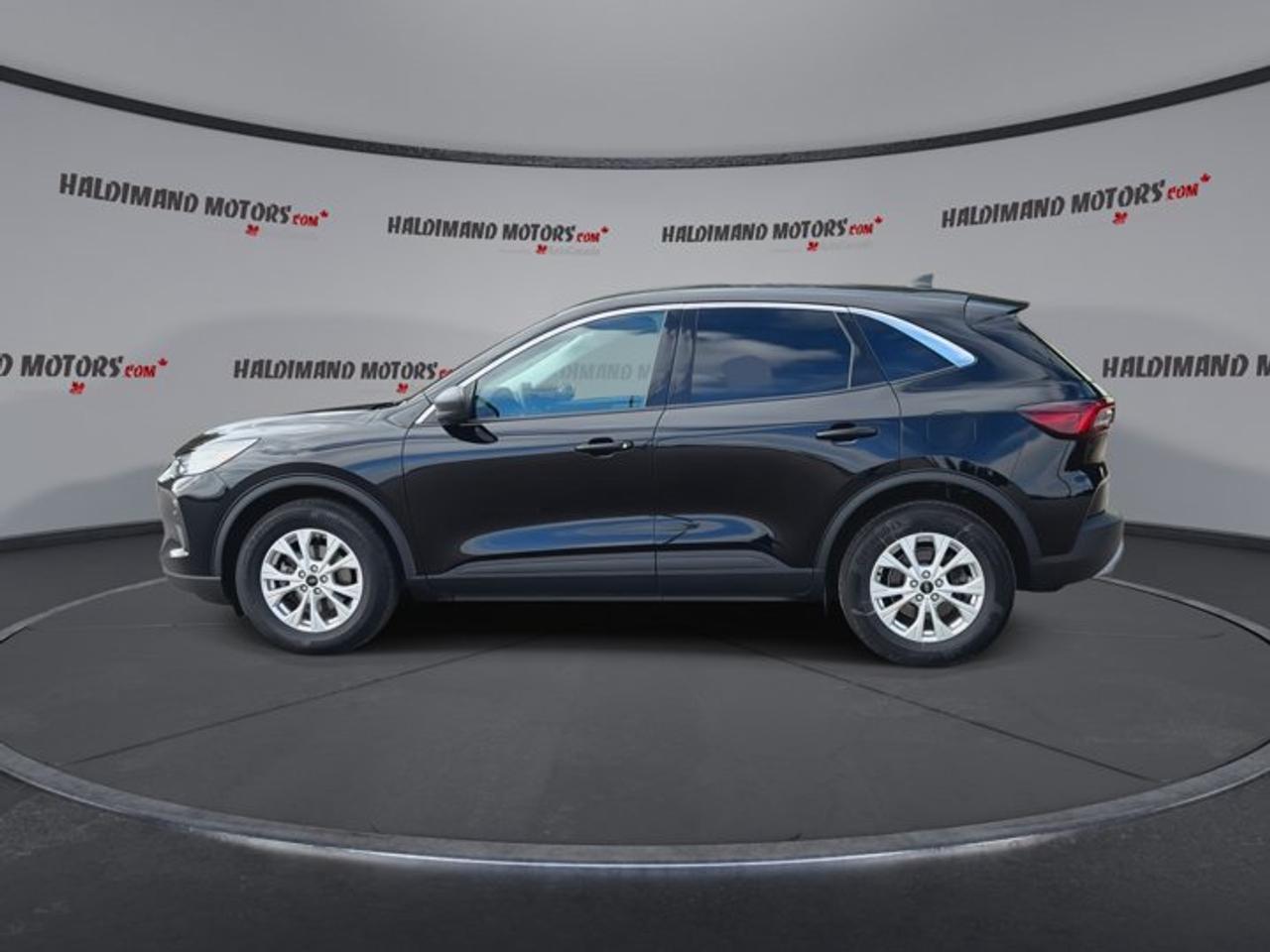 2023 Ford Escape Active AWD | No Accidents | Heated Steering Wheel Photo