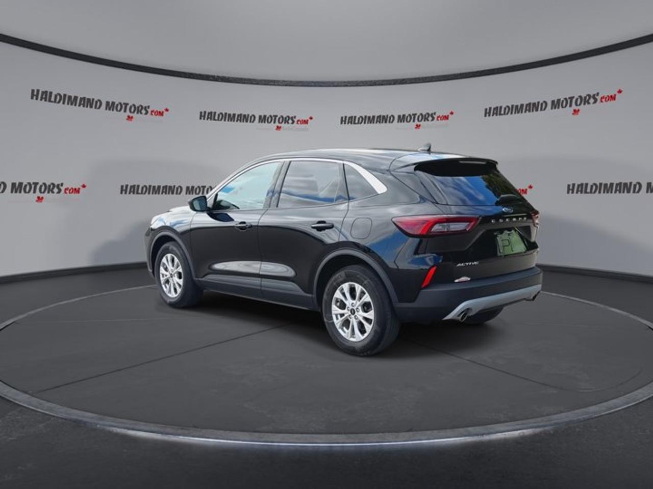 2023 Ford Escape Active AWD | No Accidents | Heated Steering Wheel Photo