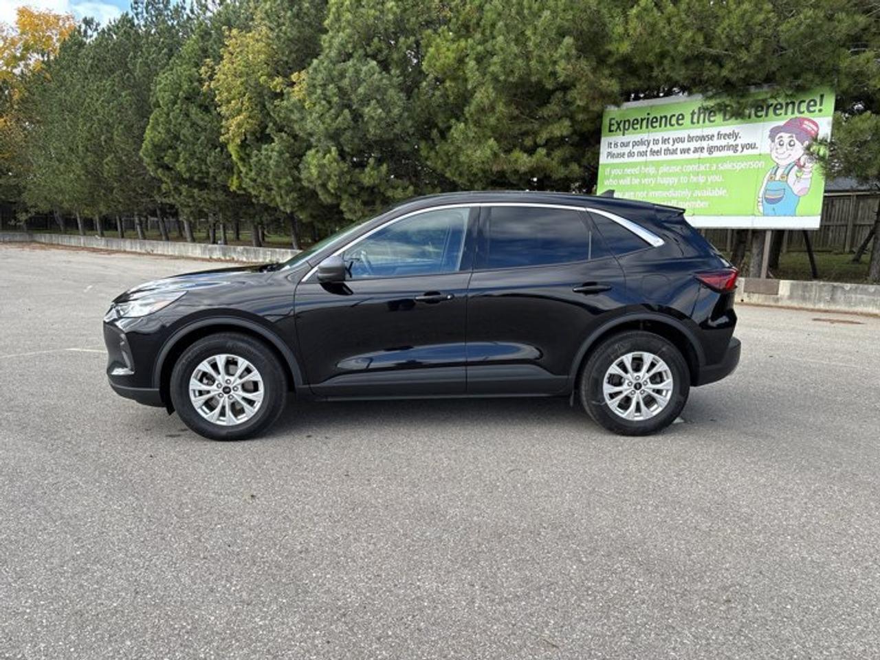 2023 Ford Escape Active AWD | No Accidents | Heated Steering Wheel Photo