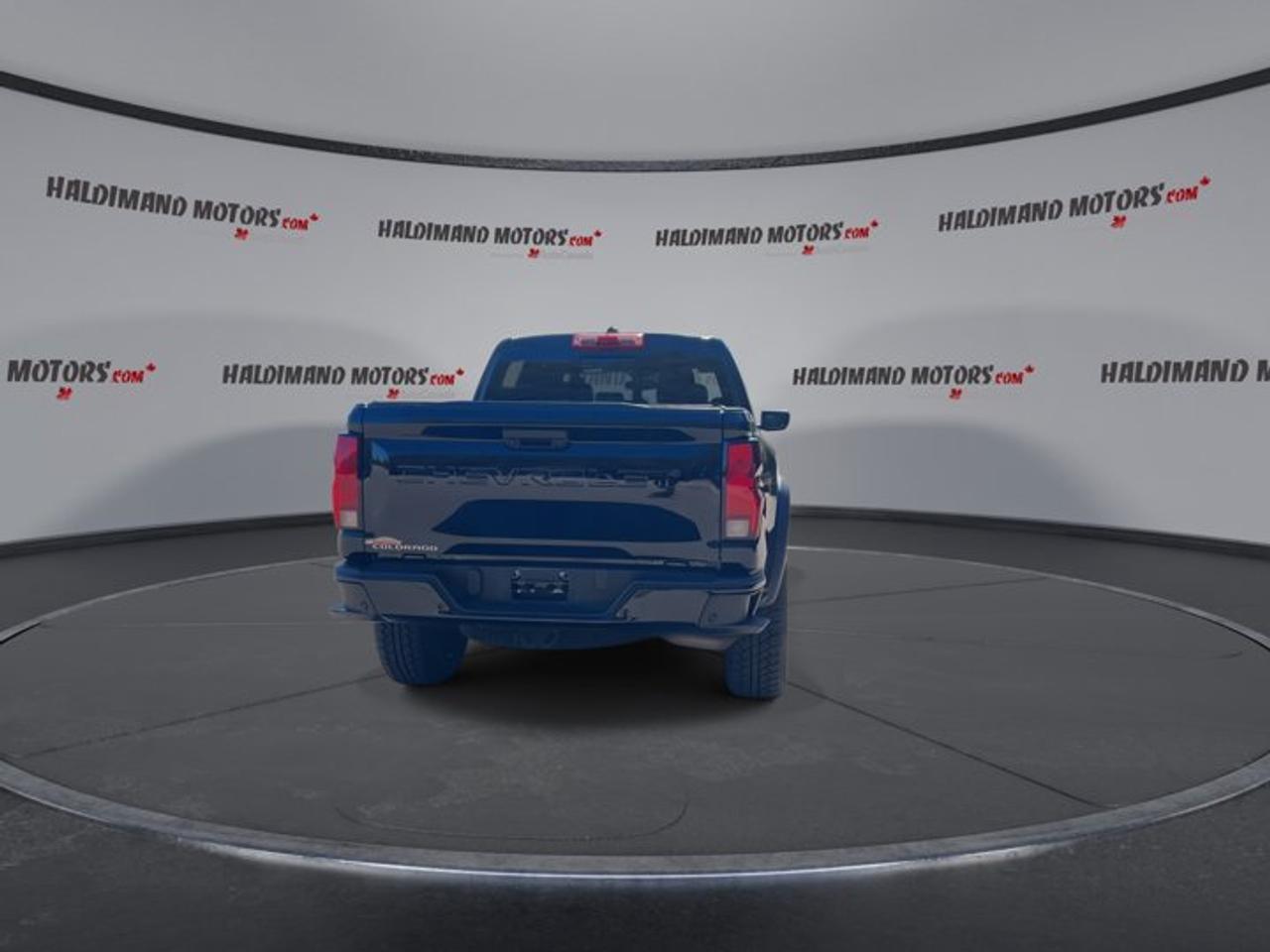 2024 Chevrolet Colorado Trail Boss Crew Cab 5' Box 4WD | One Owner Photo