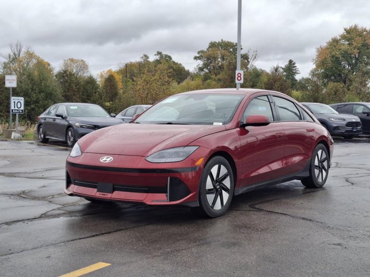 2023 Hyundai IONIQ 6 Preferred AWD | Long Range Battery | Nav | Adaptive Cruise | Heated Wheel + Seats | Pwr Seat & More! Photo5