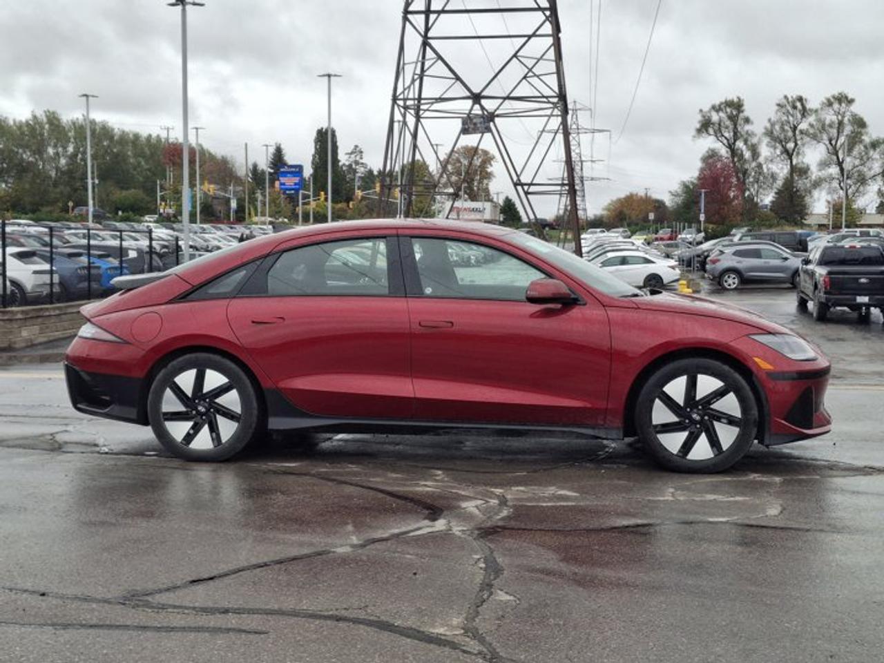 2023 Hyundai IONIQ 6 Preferred AWD | Long Range Battery | Nav | Adaptive Cruise | Heated Wheel + Seats | Pwr Seat & More! Photo