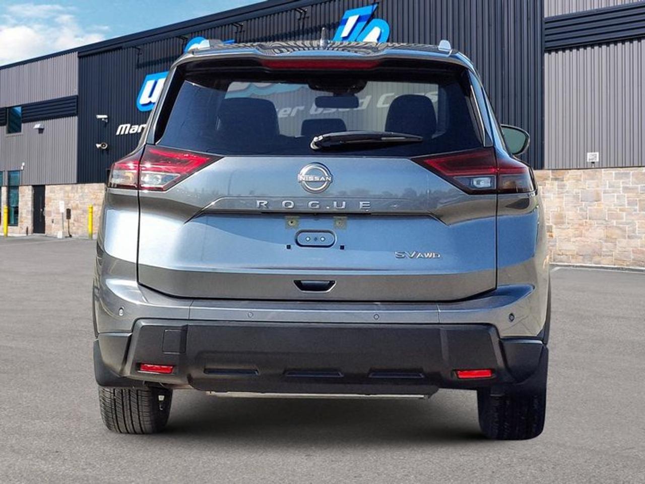 2024 Nissan Rogue SV Premium AWD | Leather | Sunroof | Power Seat | Adaptive Cruise | Heated Wheel + Seats | and More! Photo