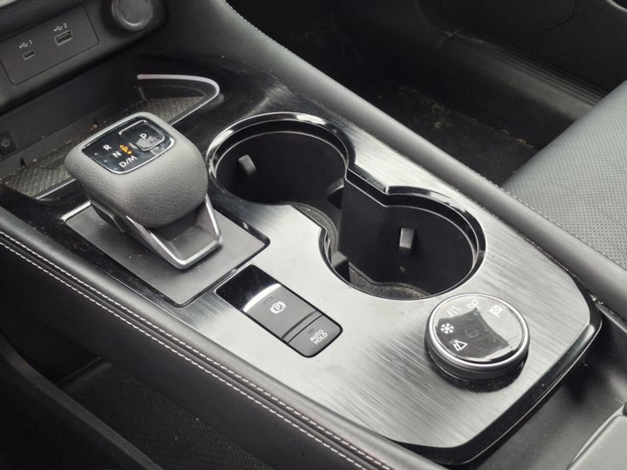 2022 Nissan Rogue Platinum AWD | Leather | Sunroof | Nav | HUD | 360 Camera | Heated Wheel + Seats | CarPlay & More ! Photo