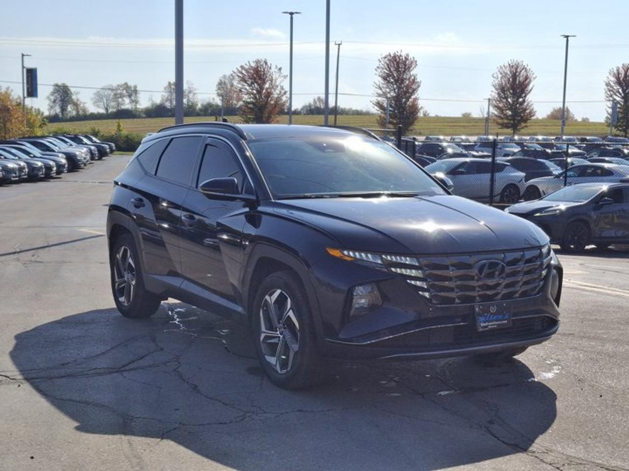 2023 Hyundai Tucson Hybrid Luxury AWD | Leather | Sunroof | Adaptive Cruise | Heated Wheel + Seats | Smart Pwr Liftgate & More! Photo