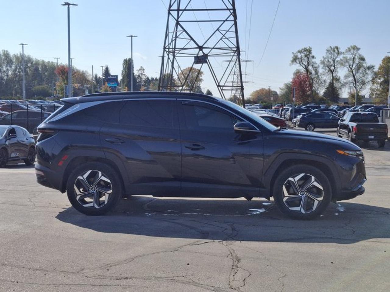 2023 Hyundai Tucson Hybrid Luxury AWD | Leather | Sunroof | Adaptive Cruise | Heated Wheel + Seats | Smart Pwr Liftgate & More! Photo