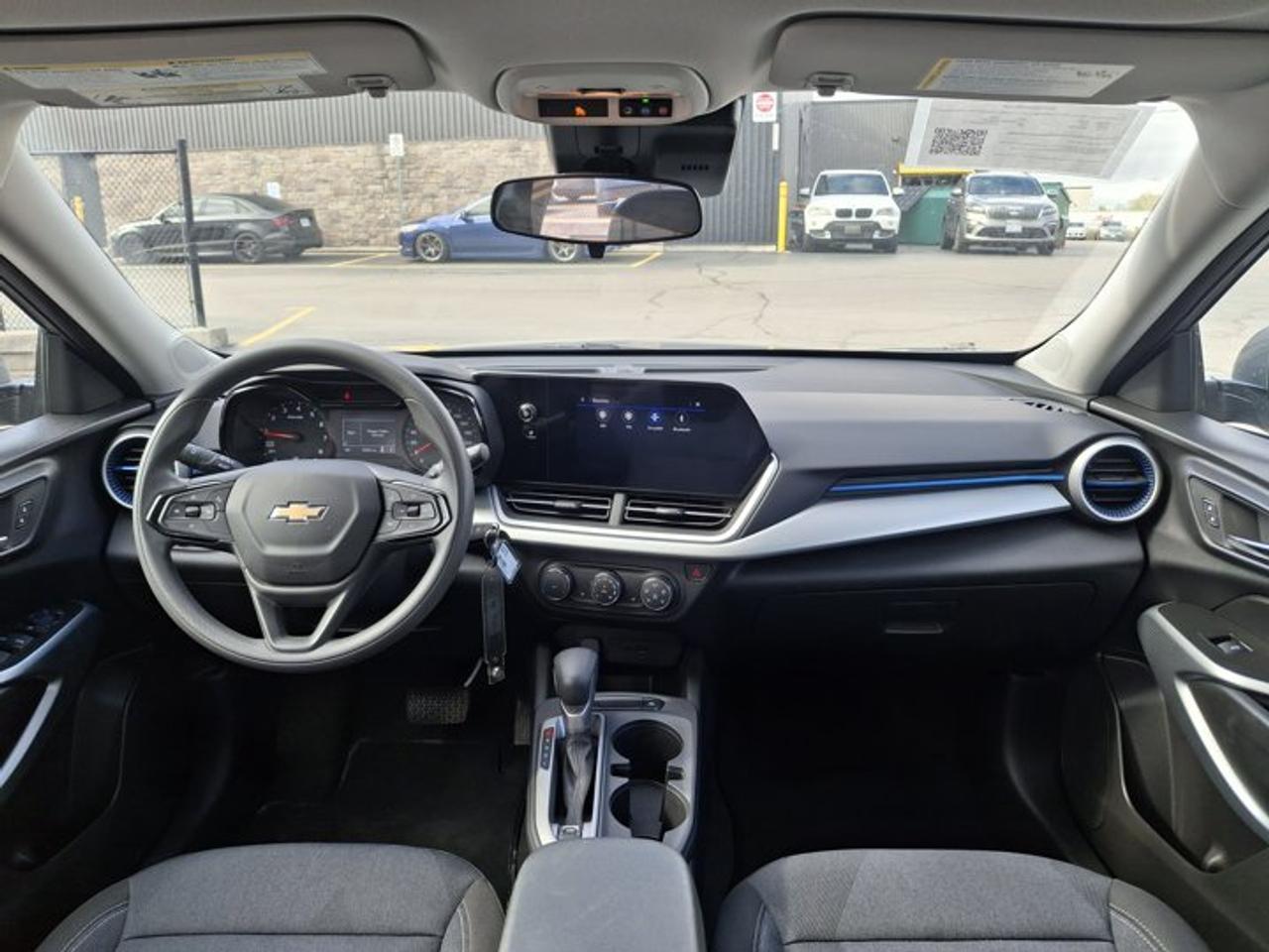 2025 Chevrolet Trax LS | Heated Seats | Remote Start | Lane Keep Assist | Carplay + Android Auto | BSM and More ! Photo
