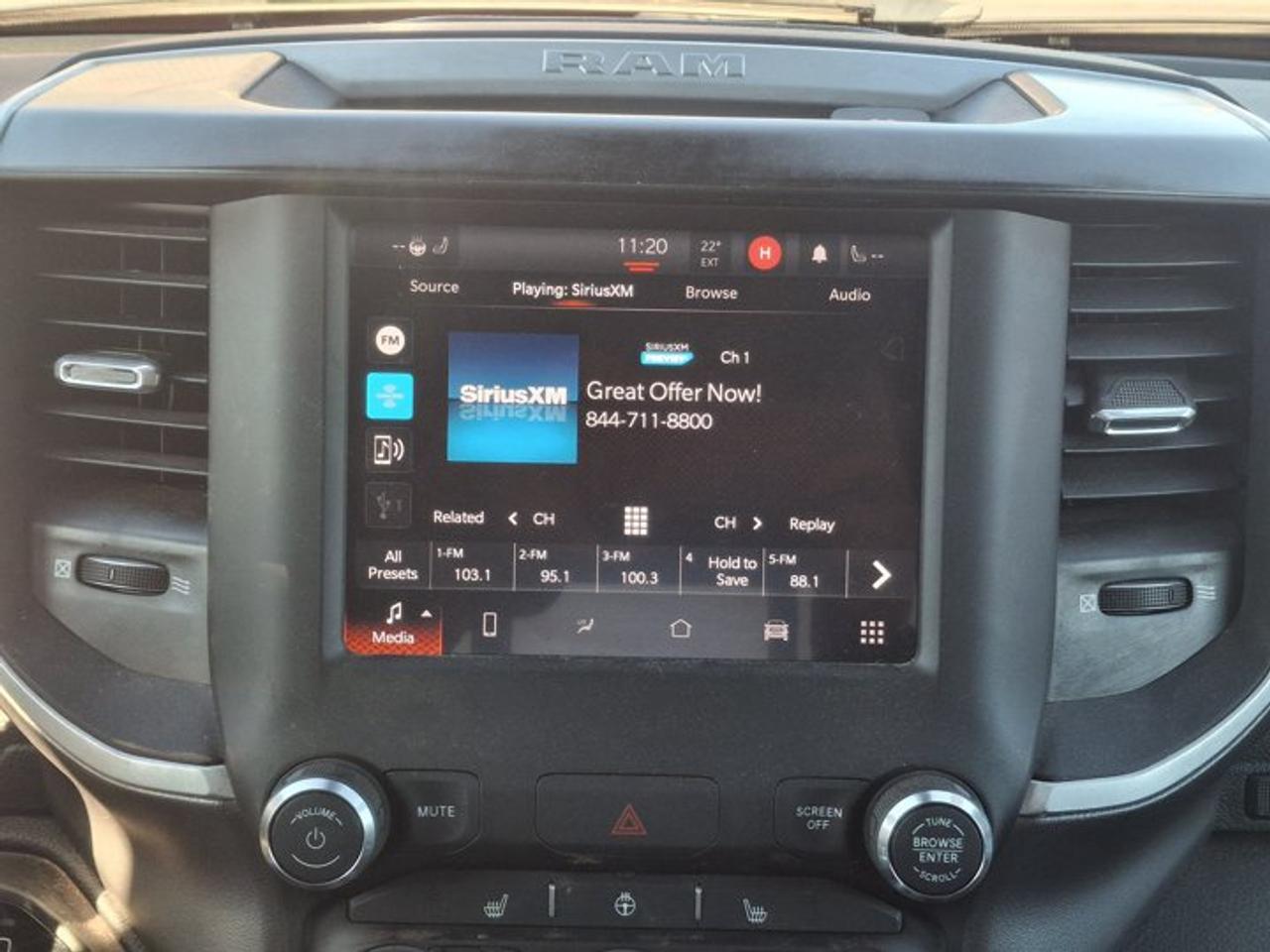 2022 RAM 1500 Big Horn Crew 4X4 | RamBox | Heated Bucket Seats | Heated Wheel | Remote Start | and More ! Photo