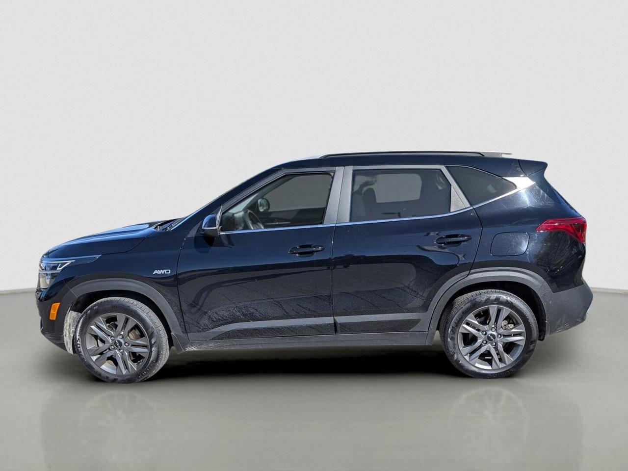 2023 Kia Seltos EX Photo