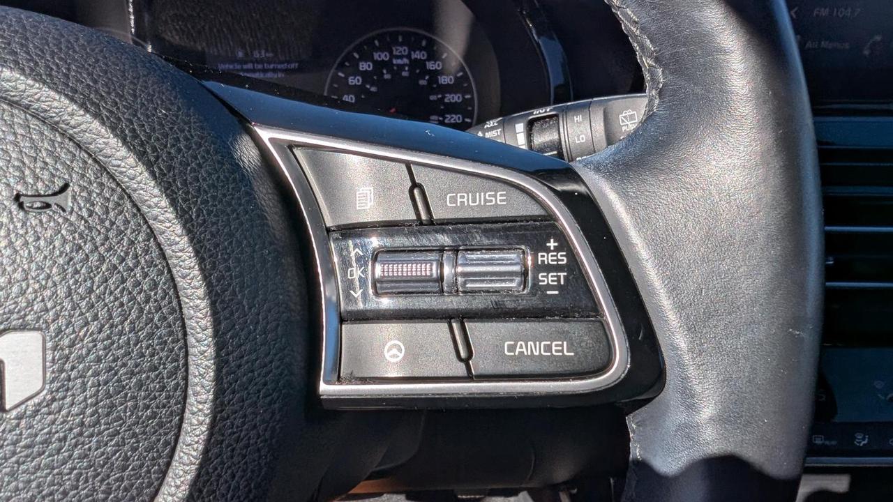 2023 Kia Seltos EX Photo
