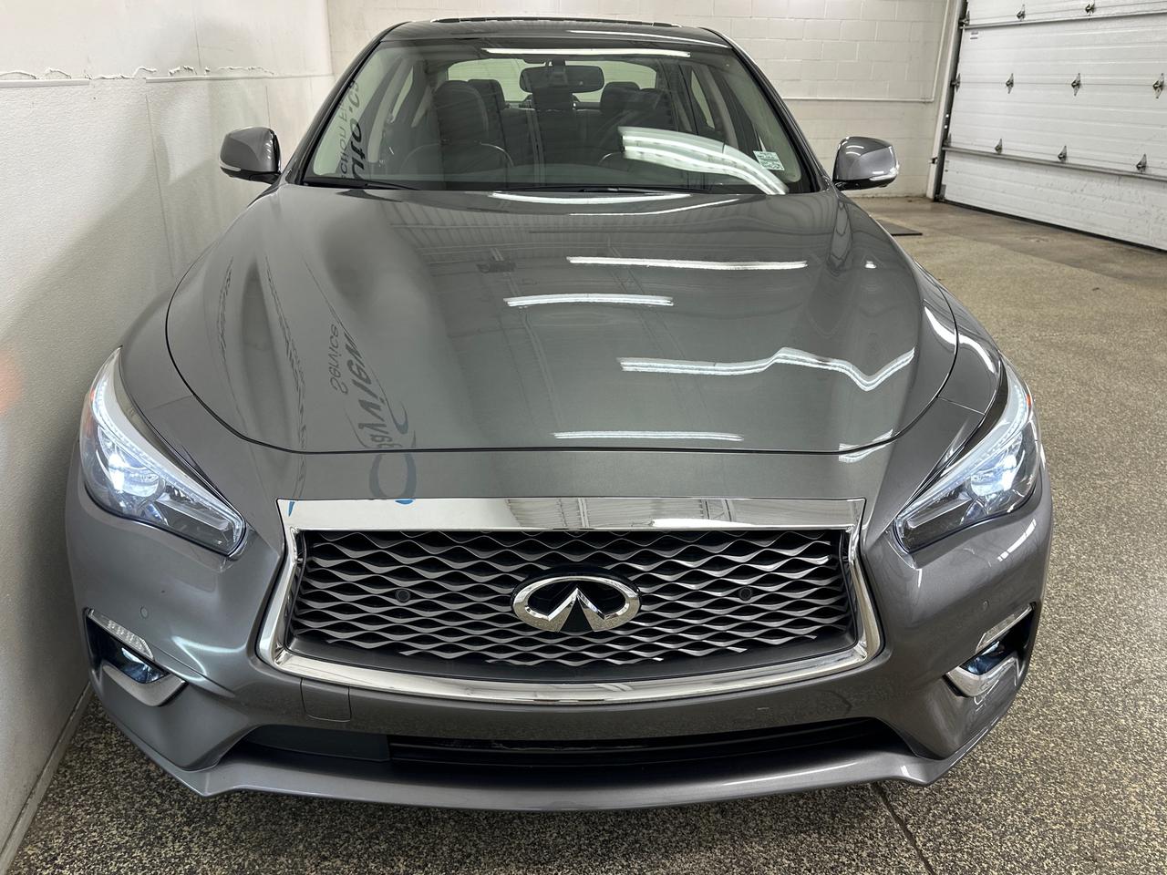 2024 Infiniti Q50 Luxe LUXE/AWD/LEATHER/SUNROOF/NAVI/26KM/OFF 1 OWNER NISSAN LEASE! Photo