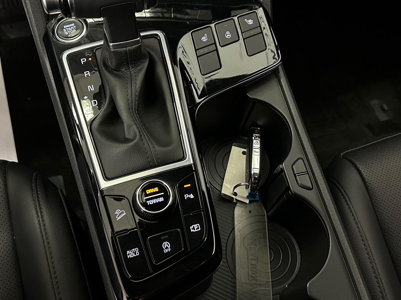 2025 Kia Sportage X-Line X-LINE/AWD/STITCHED LEATHER/31KM/1 OWNER! Photo