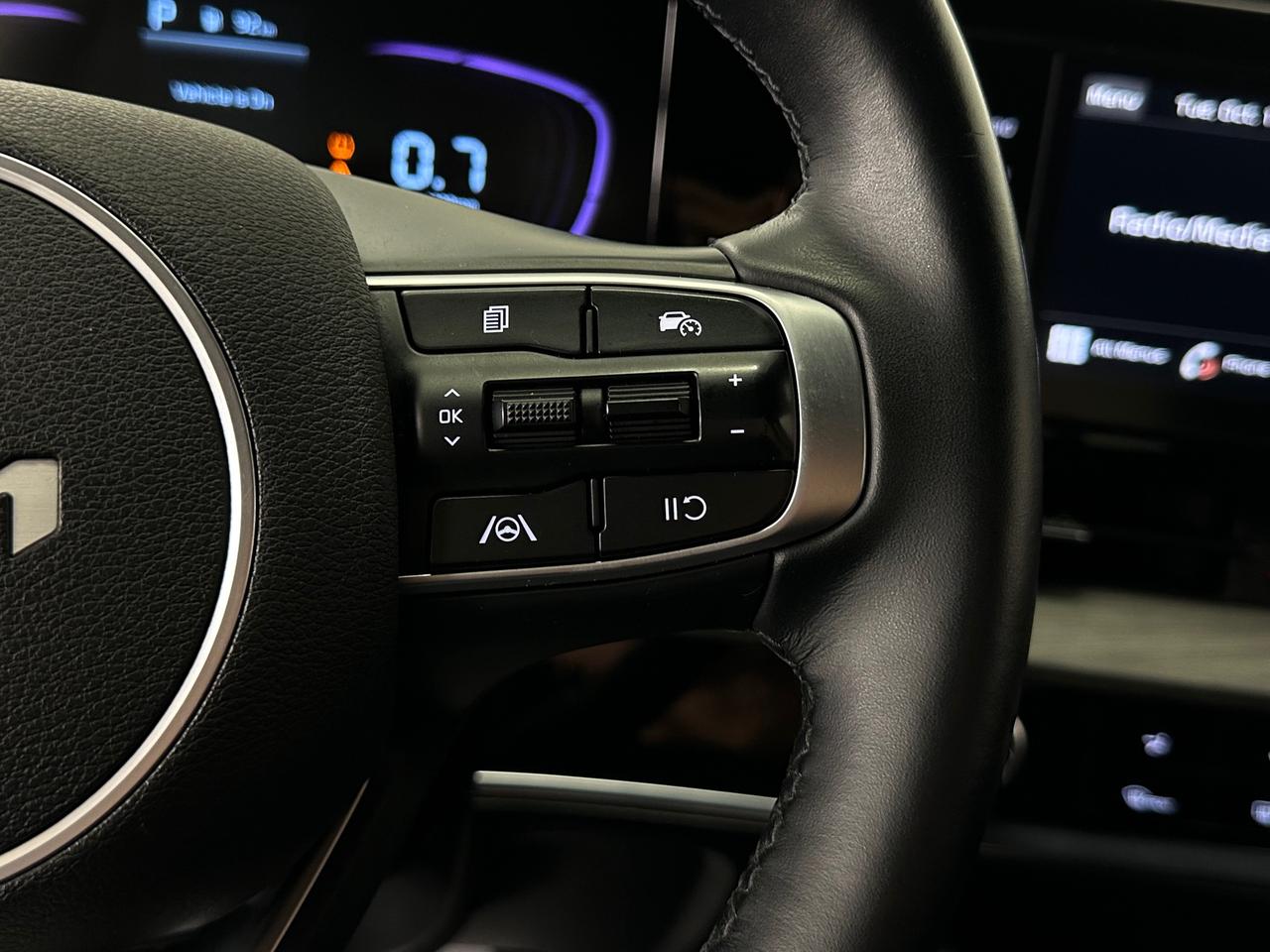 2025 Kia Sportage X-Line X-LINE/AWD/STITCHED LEATHER/31KM/1 OWNER! Photo