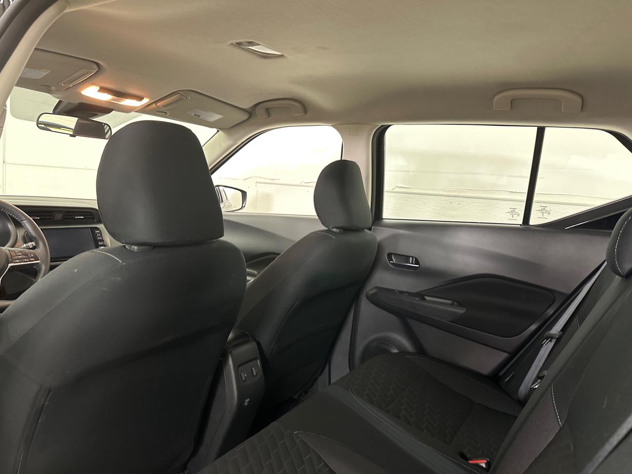 2024 Nissan Kicks SV/AUTO/16800KM/OFF 1 OWNER NISSAN LEASE! Photo
