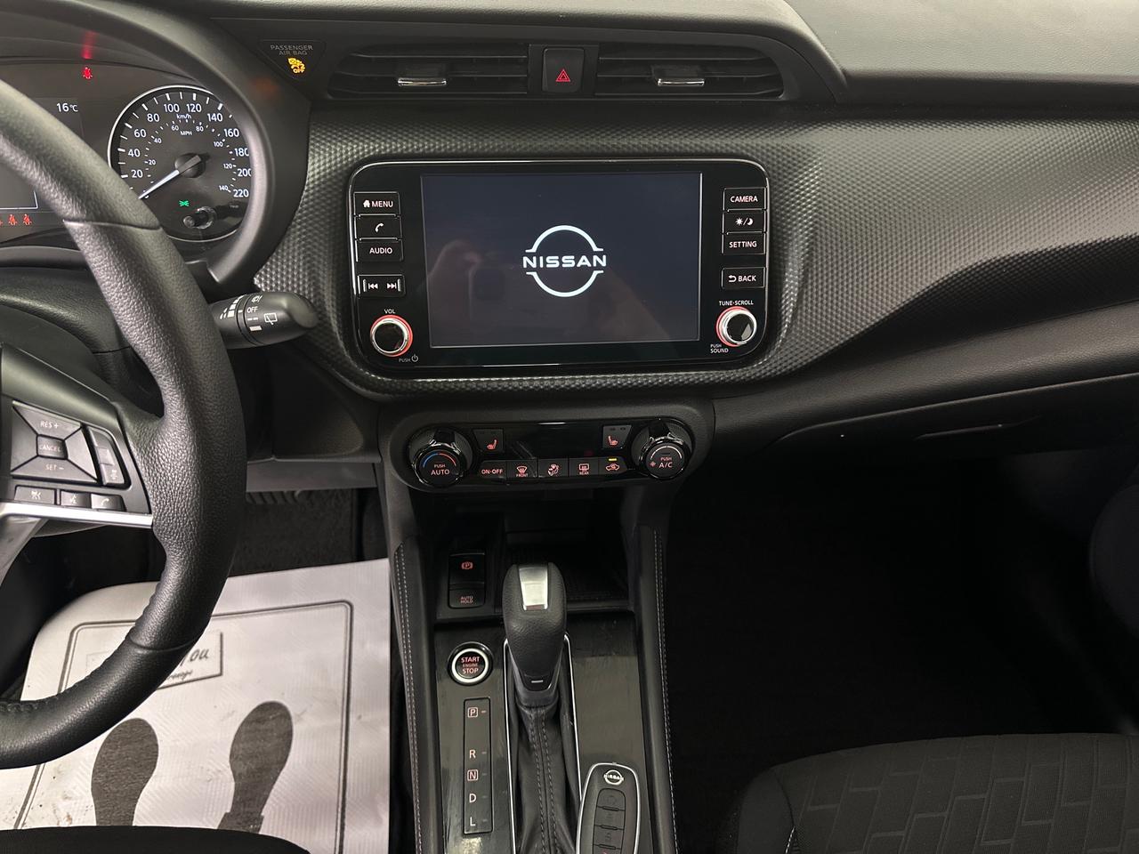 2024 Nissan Kicks SV/AUTO/16800KM/OFF 1 OWNER NISSAN LEASE! Photo