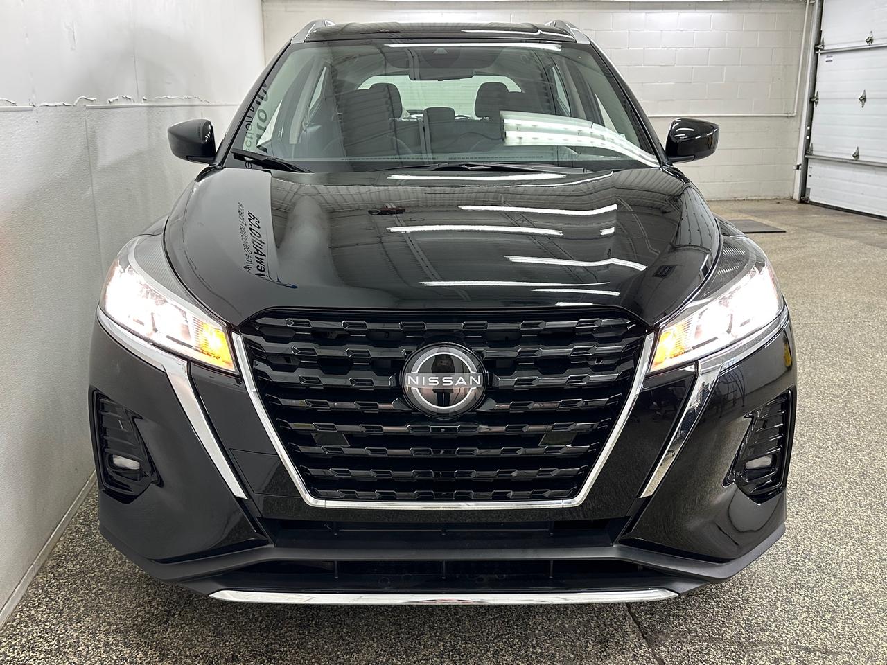 2024 Nissan Kicks SV/AUTO/13000KM/OFF 1 OWNER NISSAN LEASE! Photo1