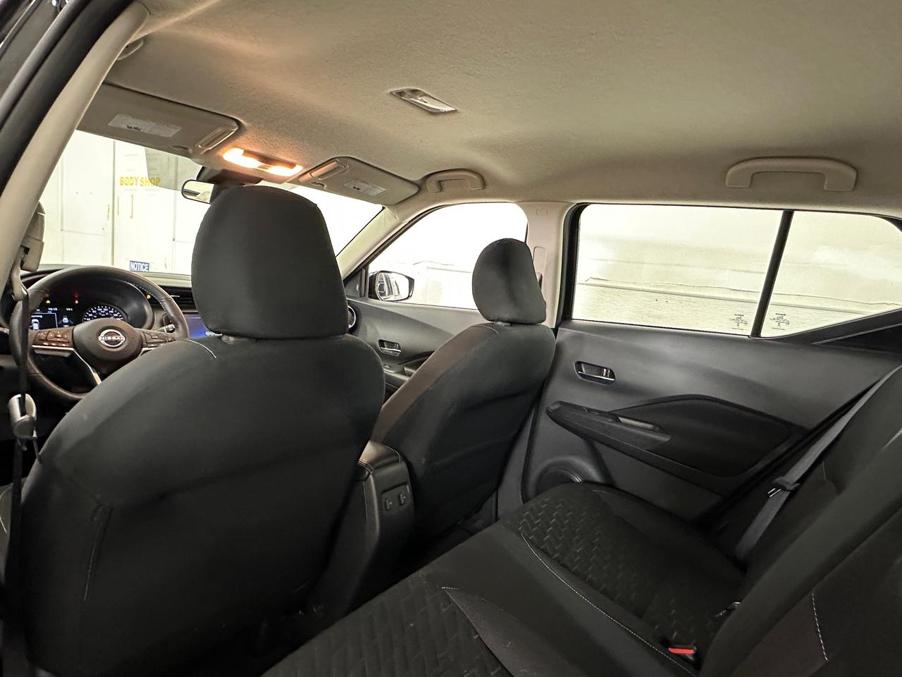 2024 Nissan Kicks SV/AUTO/13000KM/OFF 1 OWNER NISSAN LEASE! Photo