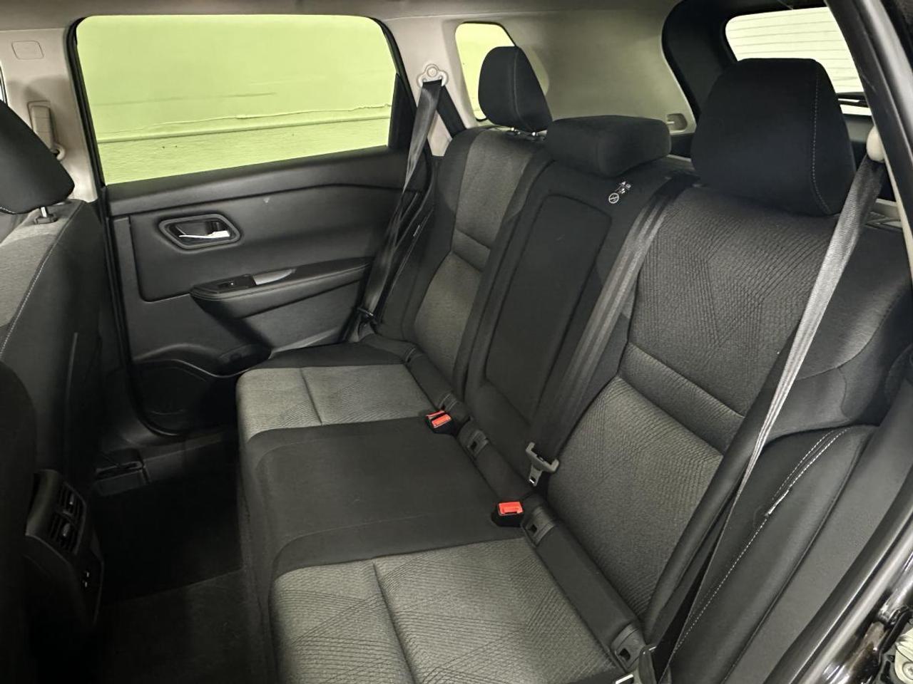 2024 Nissan Rogue SV Moonroof SV/AWD/PANOROOF/24KM/OFF NISSAN LEASE! Photo