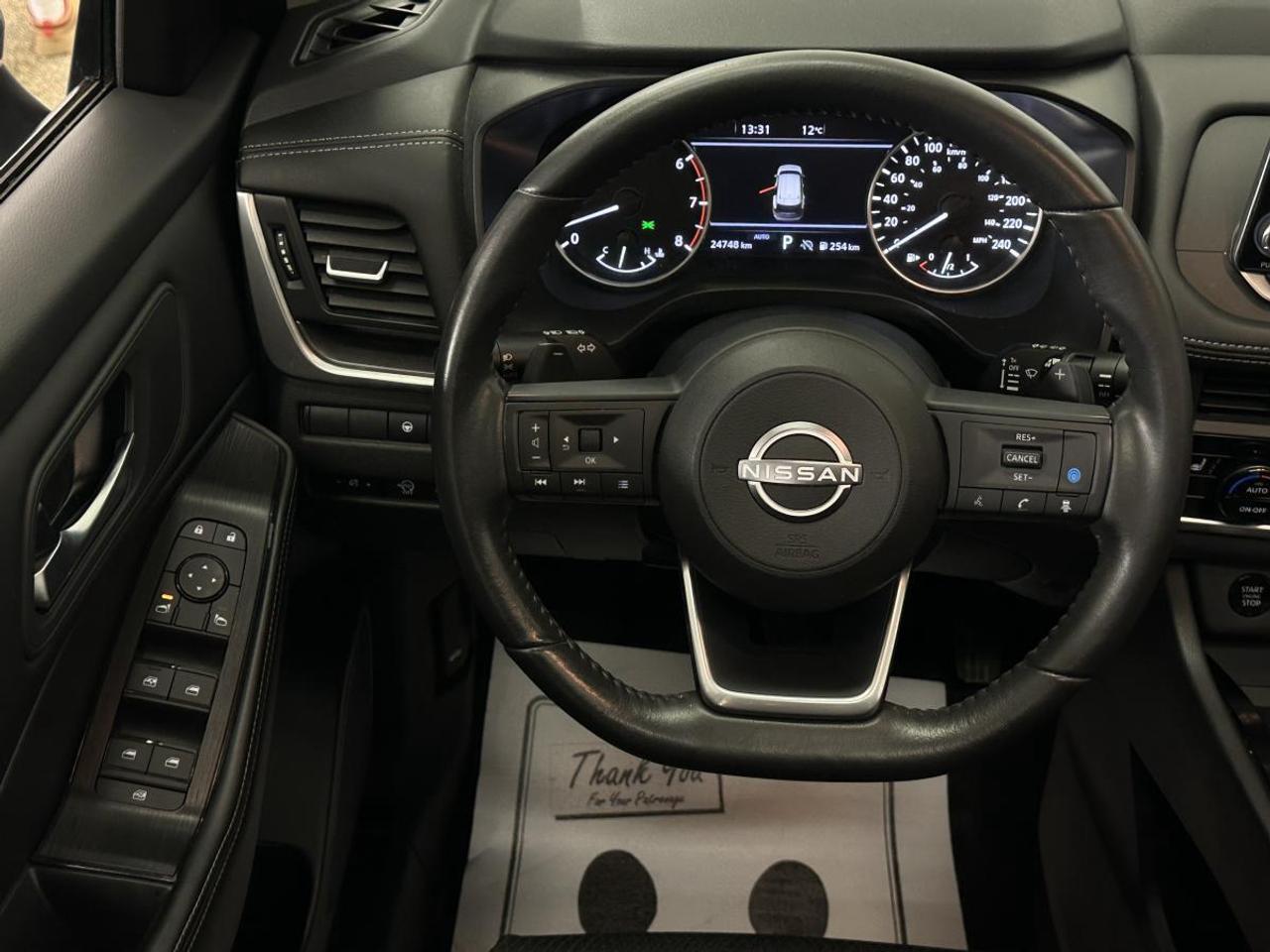 2024 Nissan Rogue SV Moonroof SV/AWD/PANOROOF/24KM/OFF NISSAN LEASE! Photo