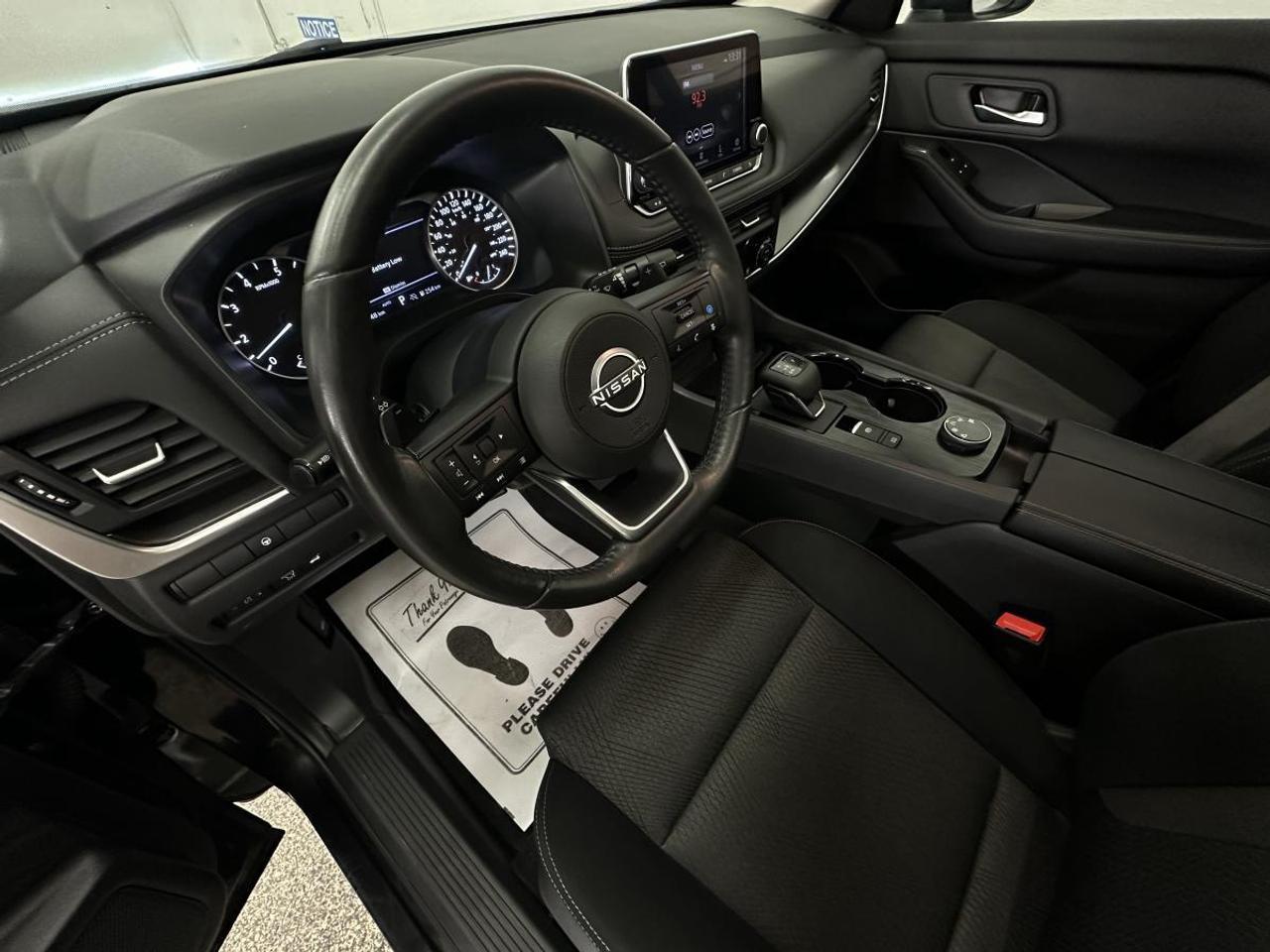 2024 Nissan Rogue SV Moonroof SV/AWD/PANOROOF/24KM/OFF NISSAN LEASE! Photo