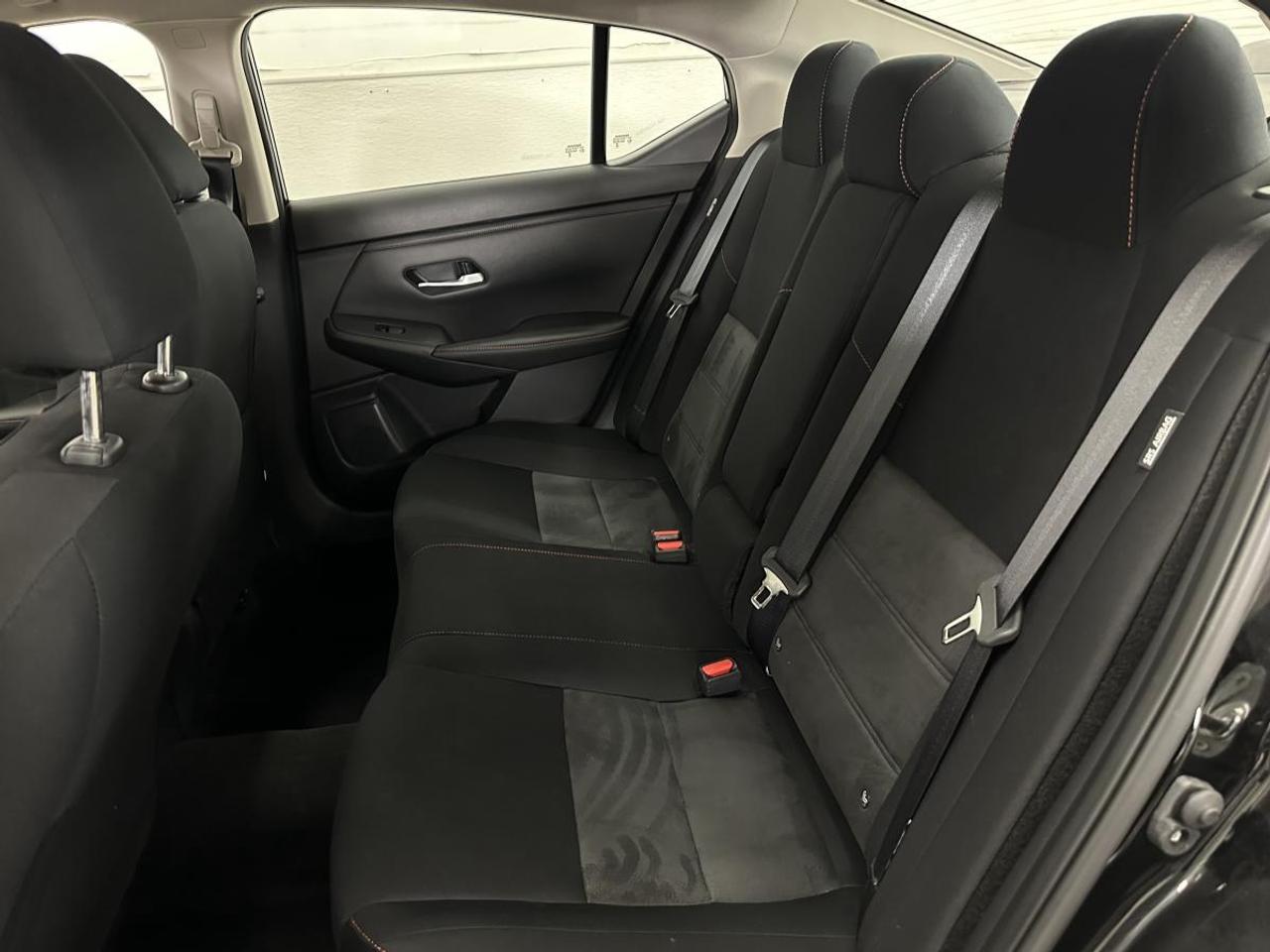 2024 Nissan Sentra SR/AUTO/21KM/SUNROOF/BLACK ON BLACK/OFF 1 OWNER NISSAN LEASE! Photo