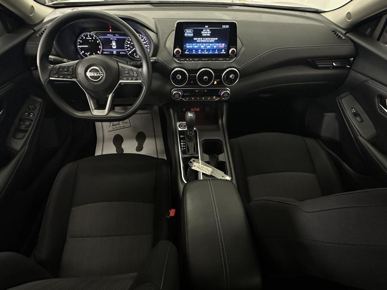 2024 Nissan Sentra SV/AUTO/OFF 1 OWNER NISSAN LEASE! Photo