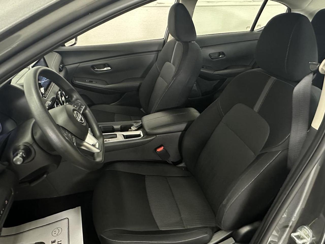 2024 Nissan Sentra SV/AUTO/OFF 1 OWNER NISSAN LEASE! Photo