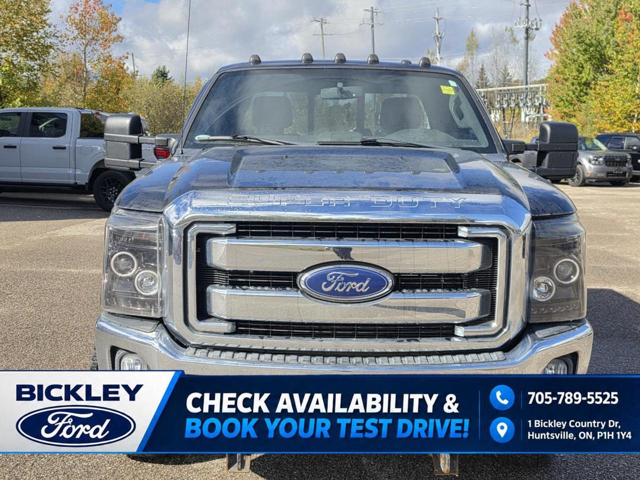 2016 Ford F-350 Super Duty DRW Lariat Photo1