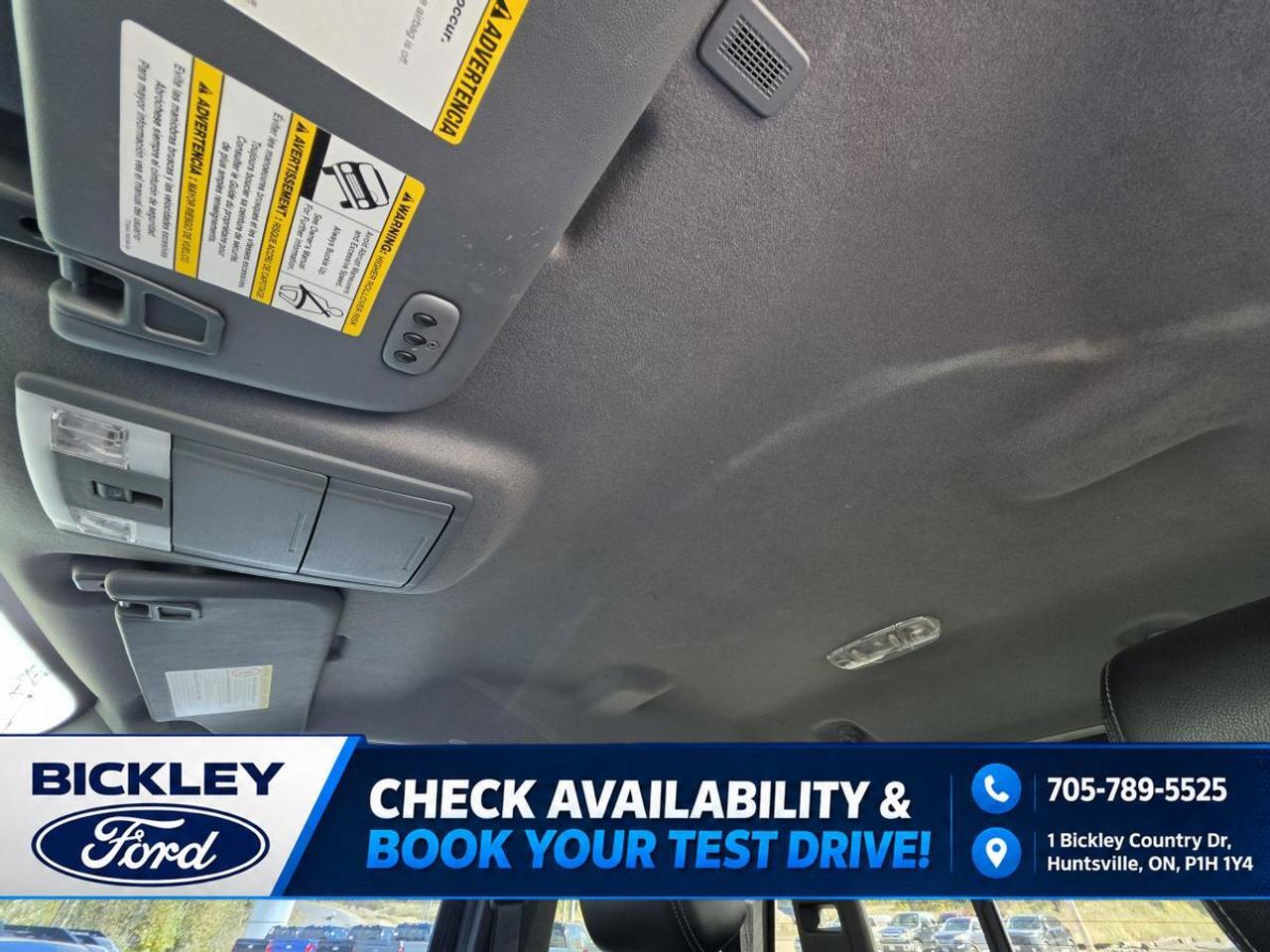 2016 Ford F-350 Super Duty DRW Lariat Photo