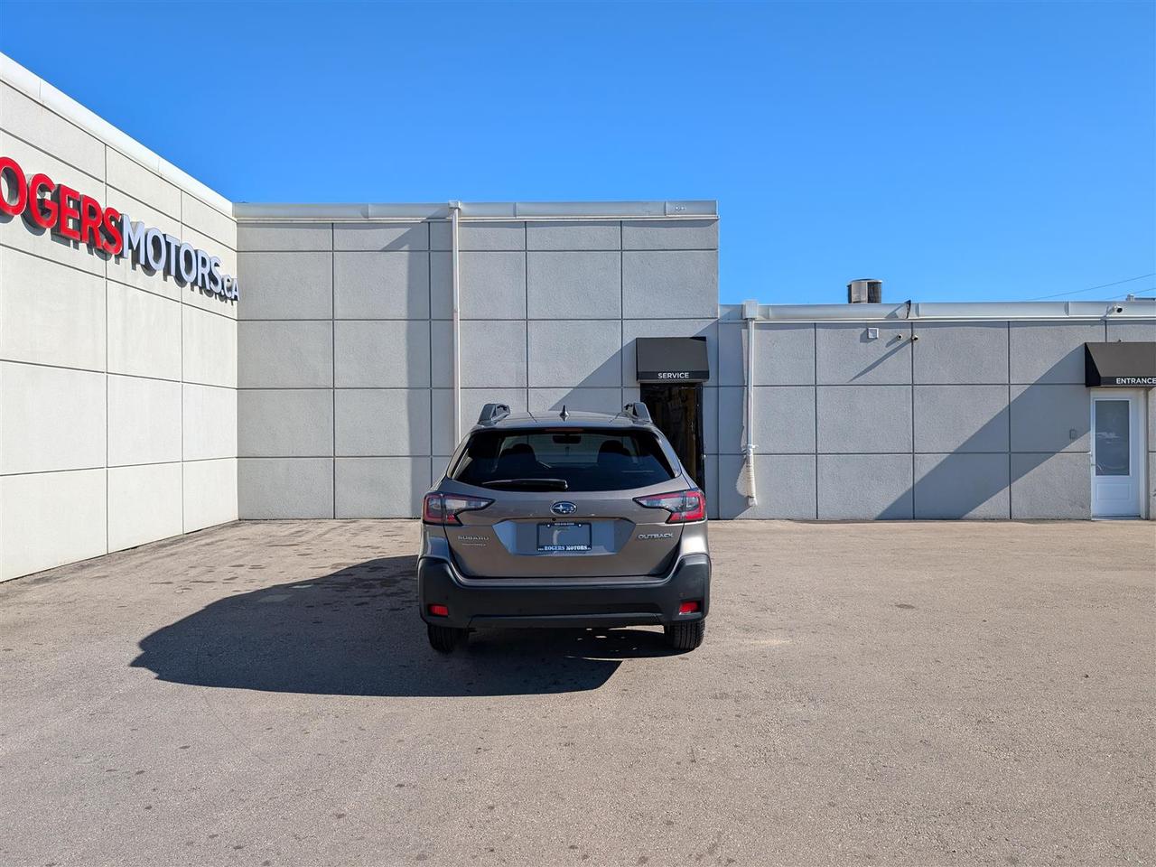 2023 Subaru Outback TOURING AWD - SUNROOF - EYESIGHT Photo3