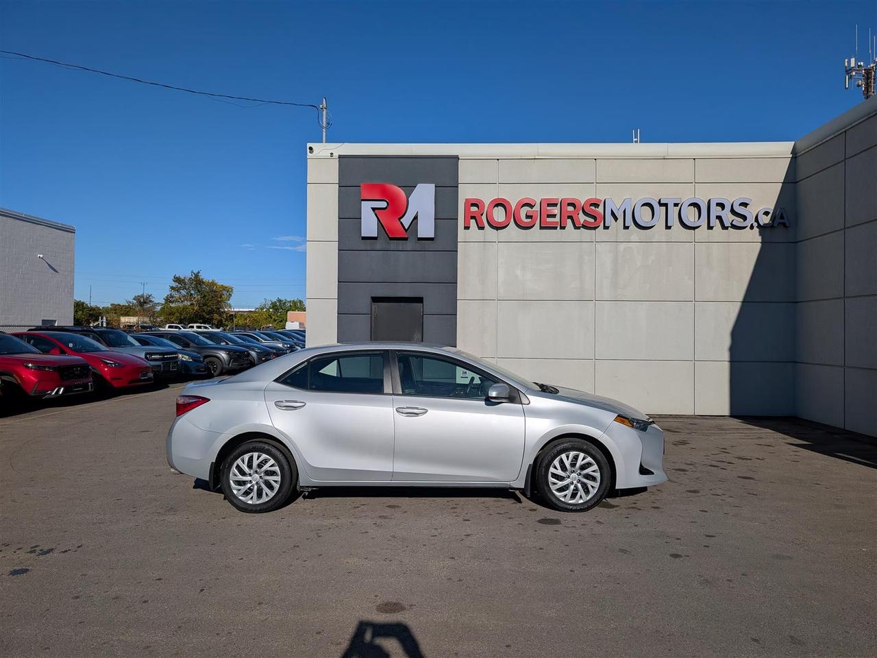 2018 Toyota Corolla LE - HTD SEATS - REV CAM  - TECH FEATS Photo